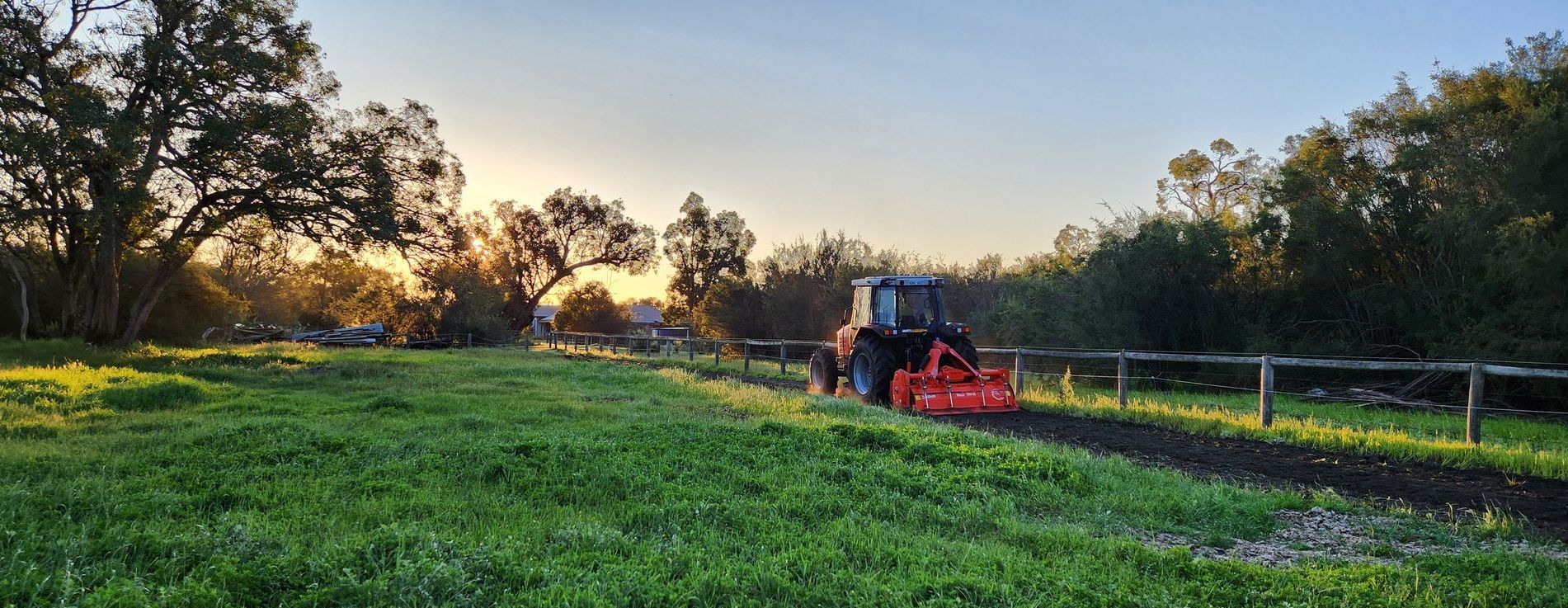 Cutting Round Corners tractor working on a rural Western Australian property
